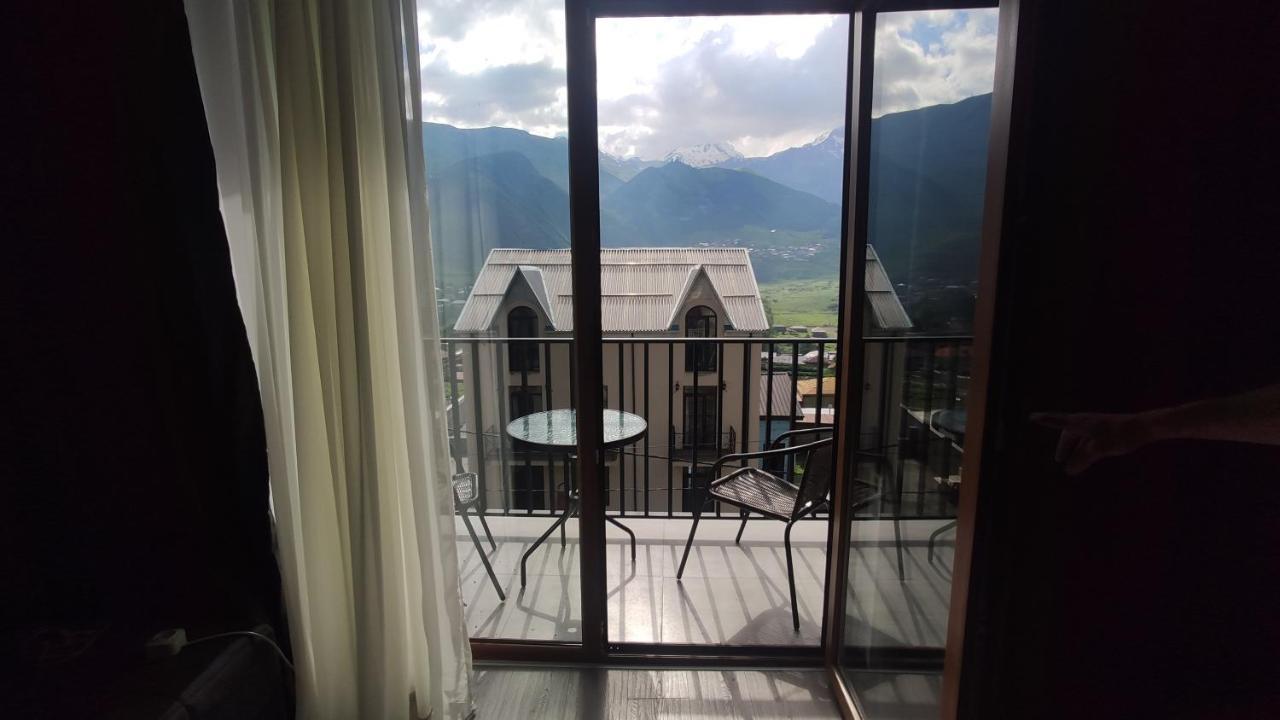 Prime Hotel Kazbegi Eksteriør billede